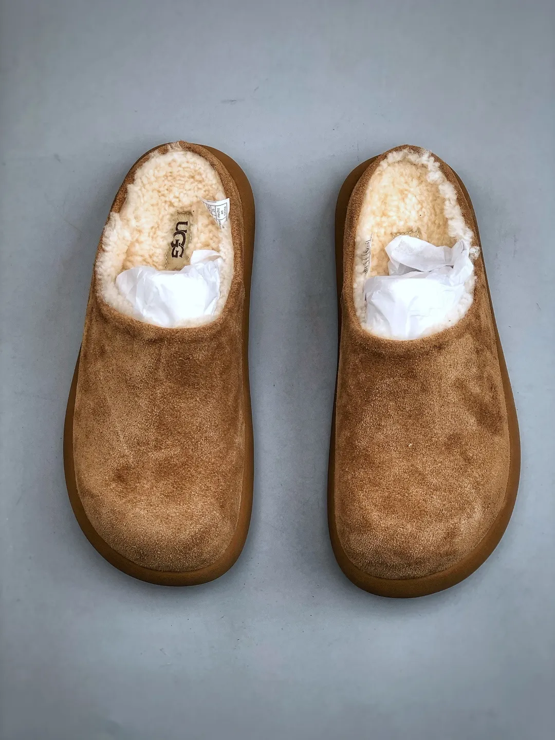 Local self-pickup 💰480 supports store release, the latest official revision and new style! The platform is exclusively for foreign trade UGG Tasman GTX winter neutral small potato snow shoes 1172790 Produced by the ten-year-old brand shoemaking OEM production line. Pay attention to every detail. Longfeng A-grade genuine sheep fur is integrated. Completely built in accordance with the ZP process. Size: 35-40